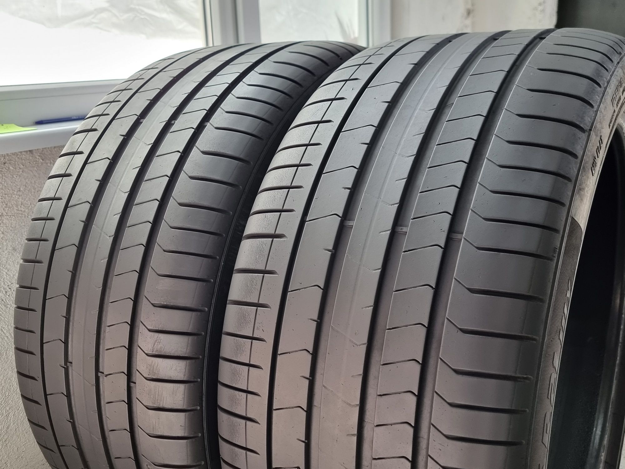 315/35/21 Pirelli 2Броя: 250лв 6.2мм Run on flat
