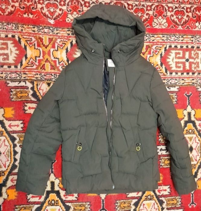 Куртка осень/зима размер 42.