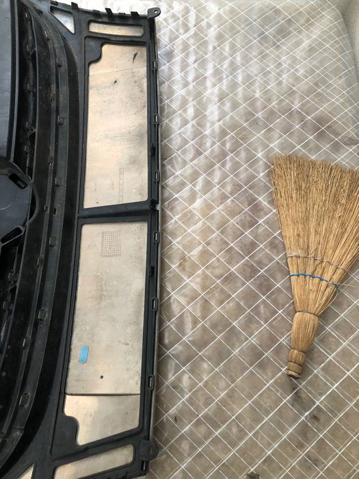 Решетка за vw Touran 1T2 фейслифт