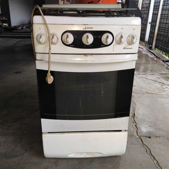 Продам газовую плиту Kaiser Elegance