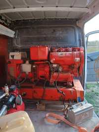 Vând generator 25 kva