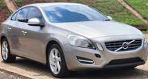 OGLINDA DREAPTA FATA CU RABATARE ELECTRICA  VOLVO S60 2011