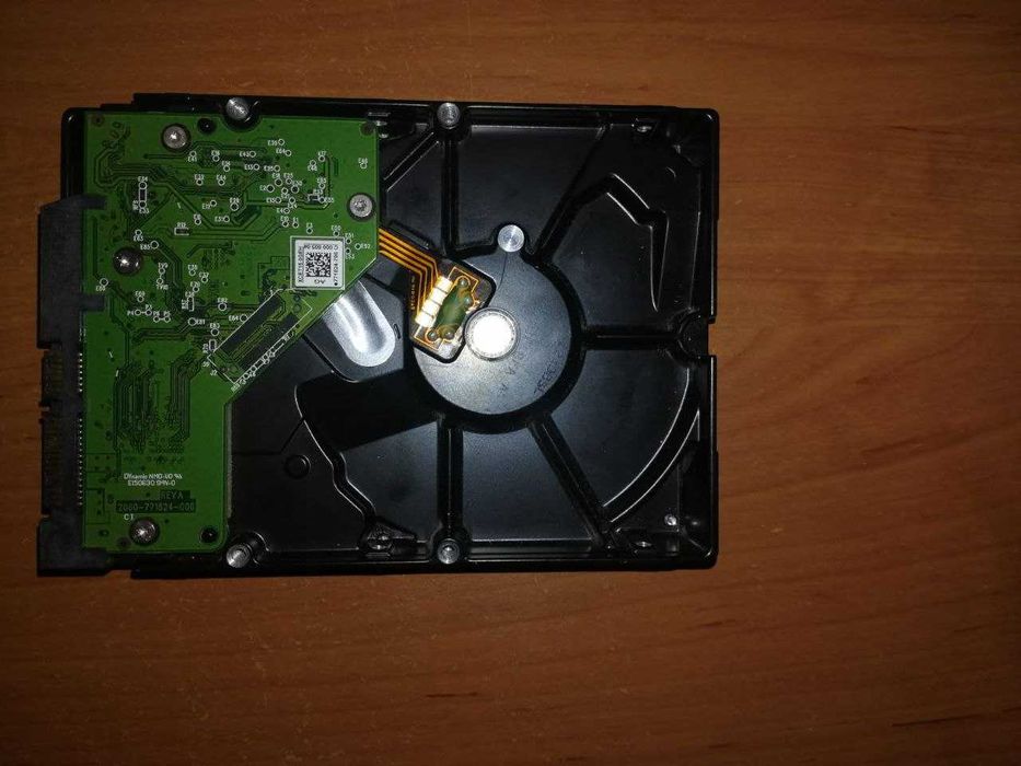 Жёсткий диск WD10EZEX 1 TB