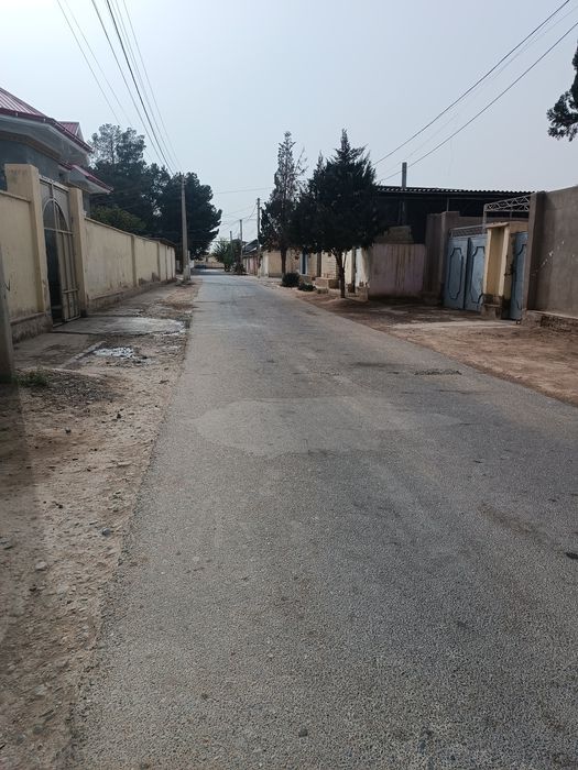 Hovli sotiladi 6 sotih