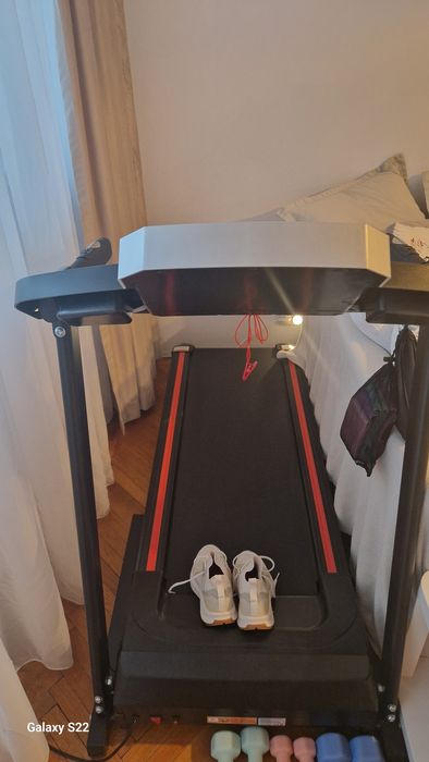 Banda de alergat electrica TechFit® MT150