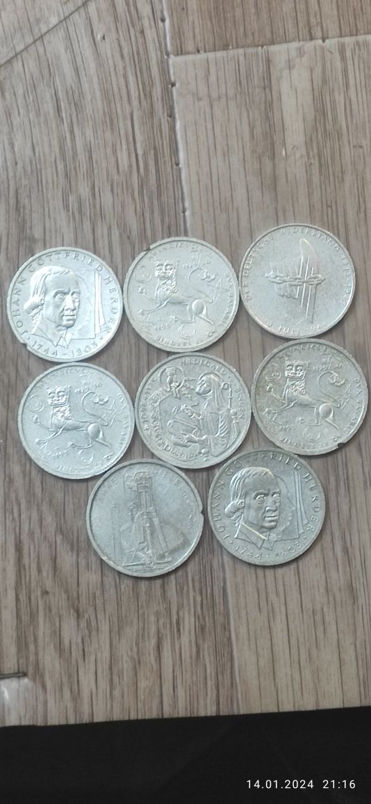 Монеты серебро в хорошем состоянии
