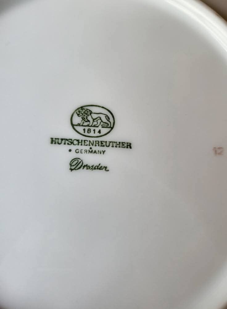 Сервиз за хранене 012