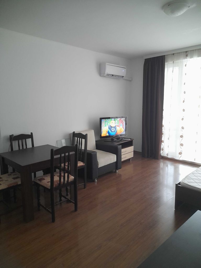 Дава се под наем Едностаен апартамент в Свети Влас - 50 кв.м за 250 € - Снимка #5