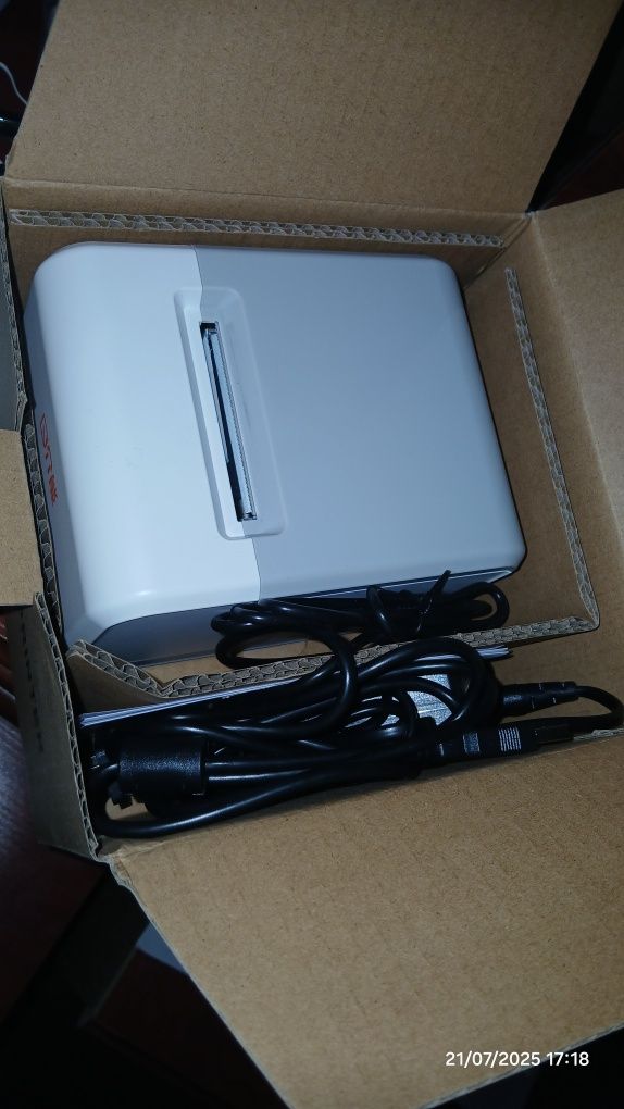 Mini printer shtrix kod uchun. Faqat windows da ishlidi