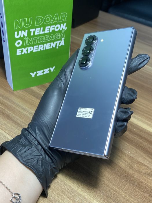 Samsung Galaxy Z Fold6 / Garanție 12 luni / 1 TB / Ca nou