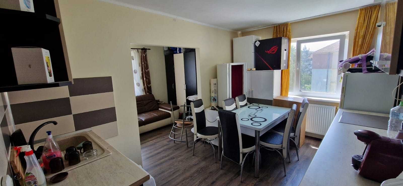 De vanzare apartament !