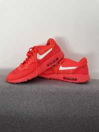 Vand adidasi  nike 42