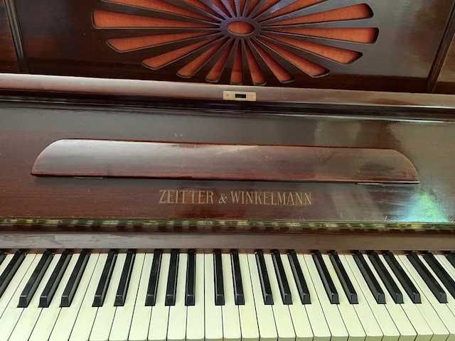 Pianina istorica Zeitter Winkelmann, fabricatie 1926, functionala.