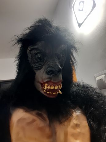 Costum gorila paroasa