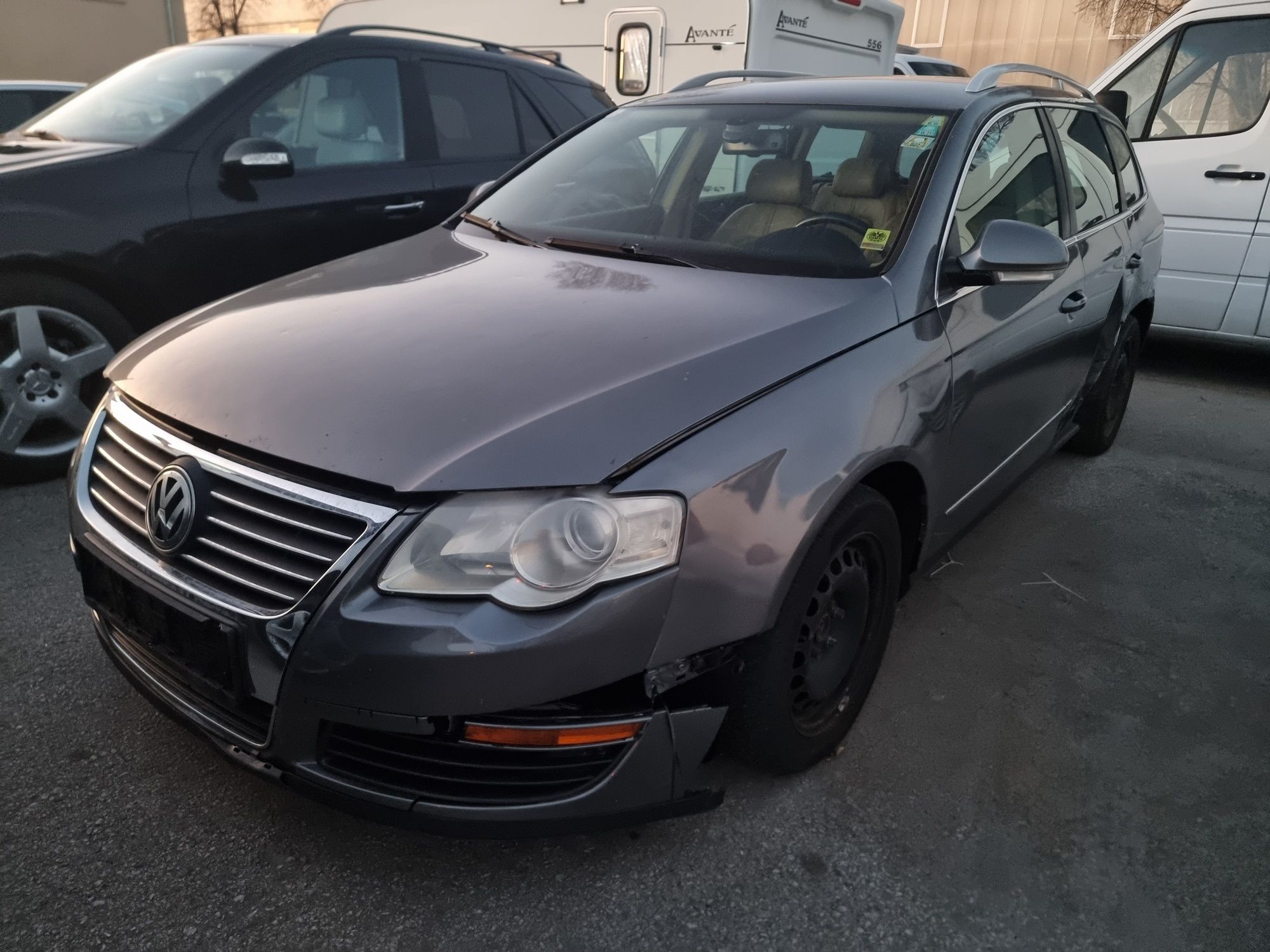 На части VW Passat B6 1.9 tdi 105кс кожа алкантара пасат 6