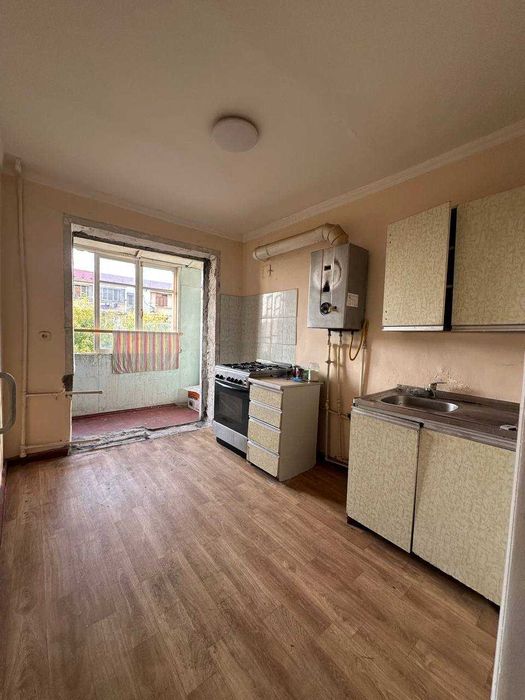 Продам квартиру 1/4/4 Ориентир : Парк Фуркат, Электроопарат