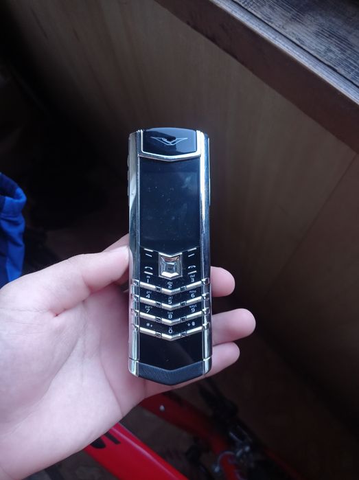 Верту Vertu s design