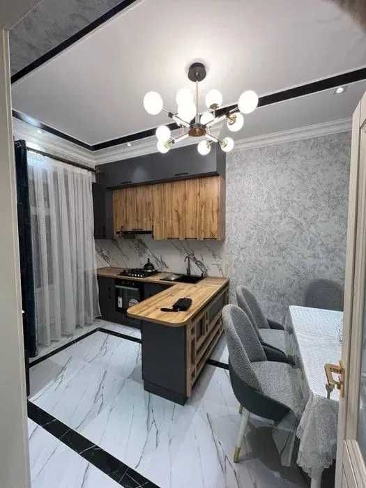 Сдам 2х-ком 4/9 на Мирабадский рядом метро Айбек. А17