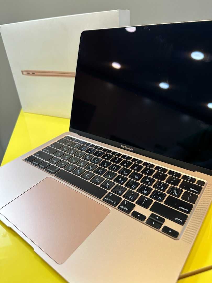 Apple MacBook Air 13 дюймов г.Семей Валиханова 100/1 лот 354840