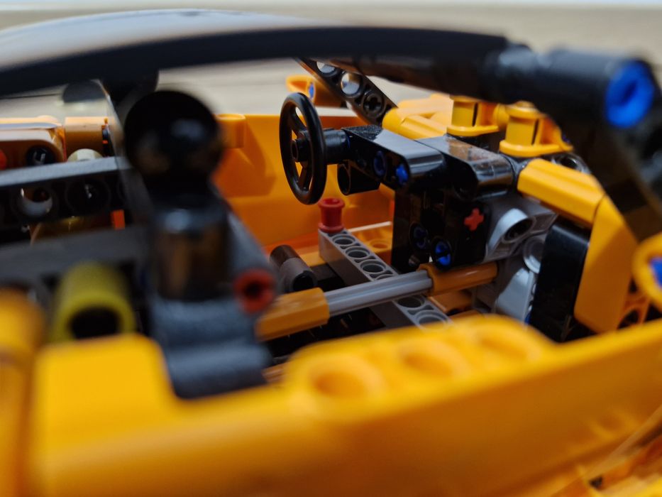 Lego technic Chervolet Corvette ZR1 42093