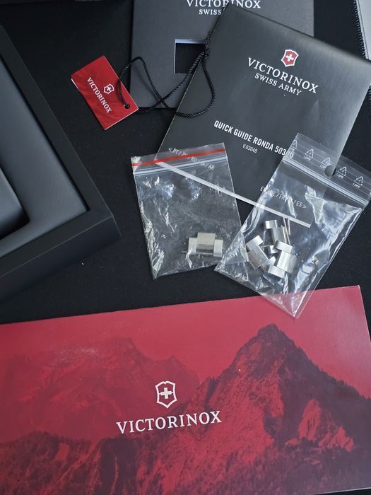 Ceas Victorinox Fieldforce Chronograph impecabil