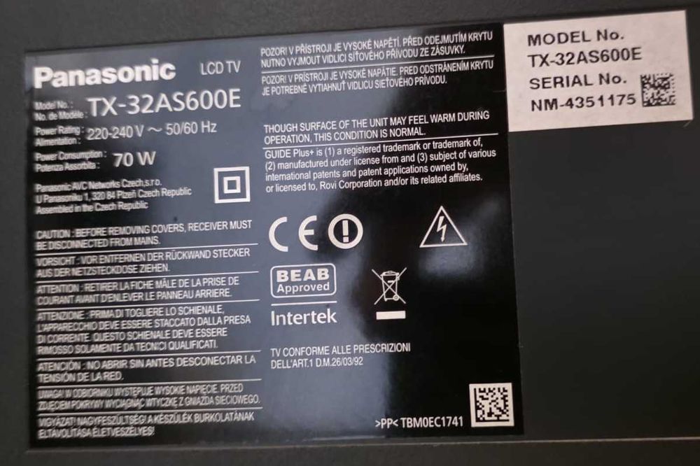 Vând TV Panasonic Viera SMART LCD 32" Full HD - TX-32AS600E