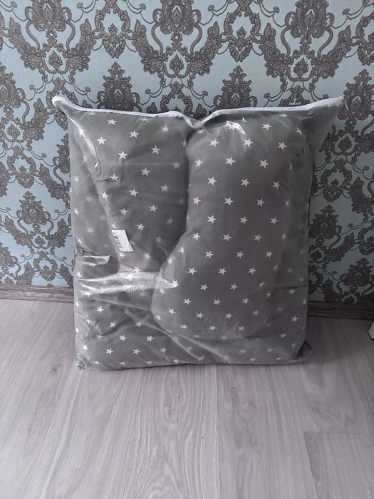 Продам подушку для беременных