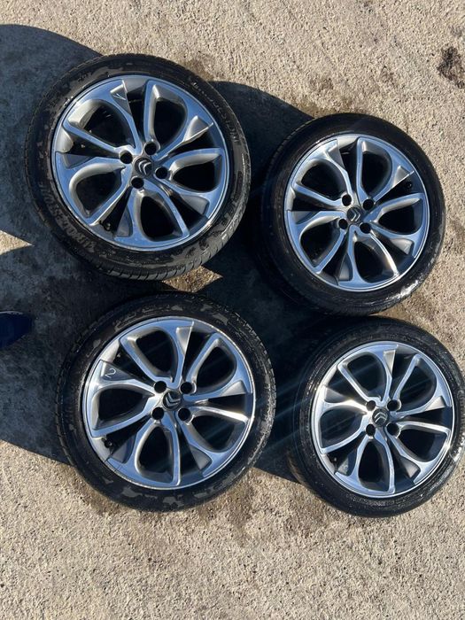 Set roti pe 18 cu anvelope vara pentru Citroen DS4, DS5.