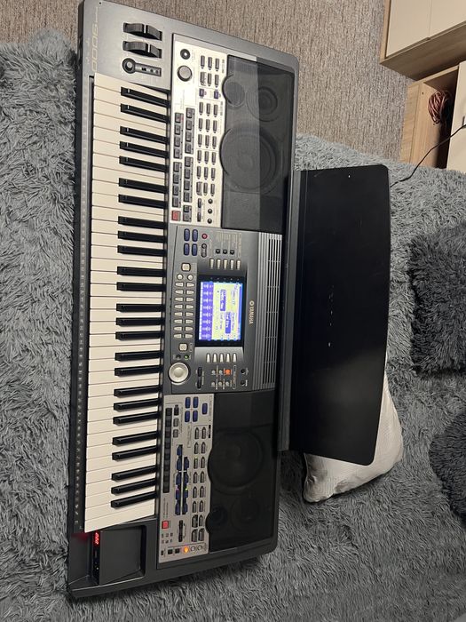 Vand orga yamaha PSR 9000 cu procesor de voce