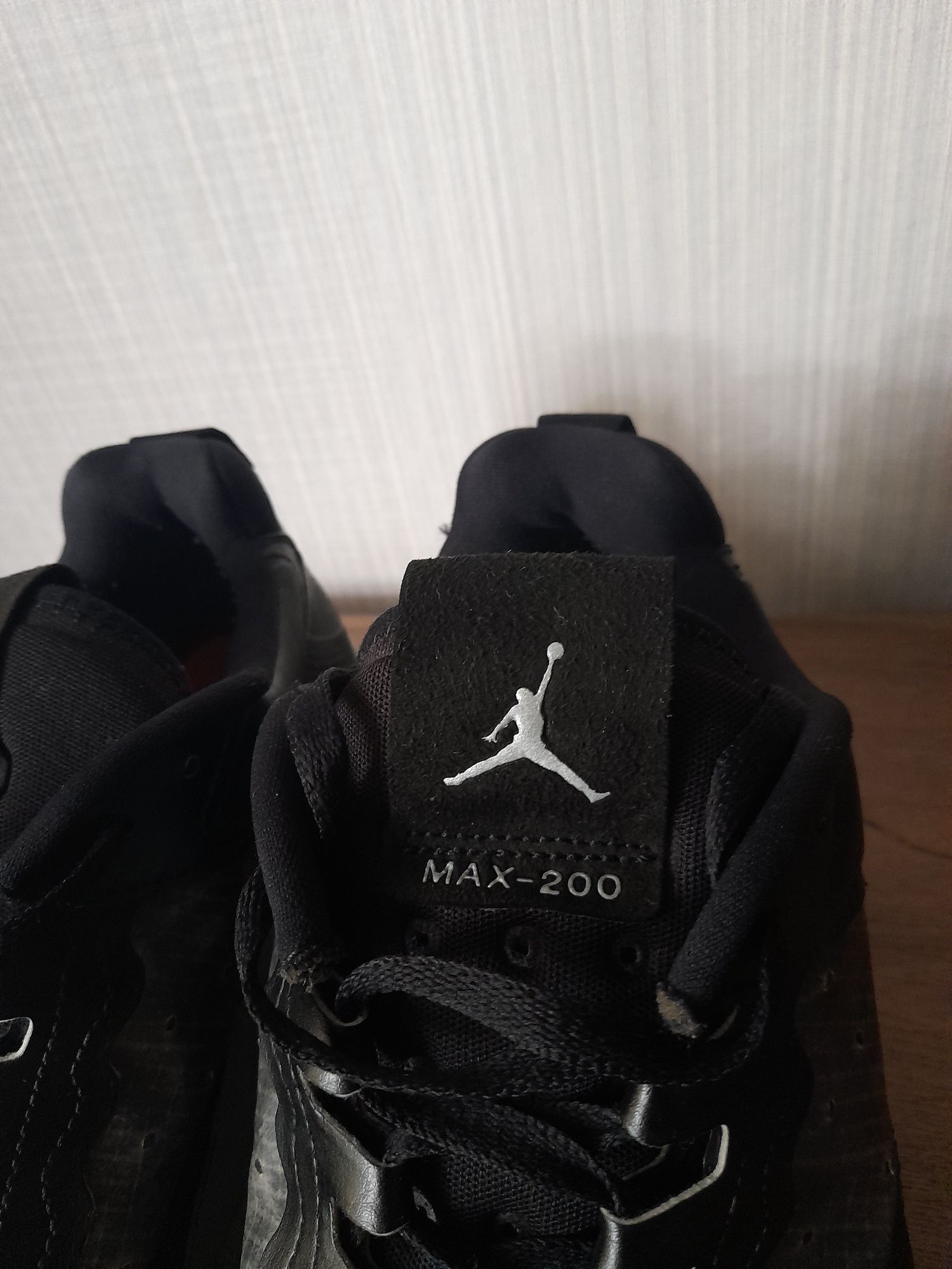 Jordan Max 200 кецове 47 номер.