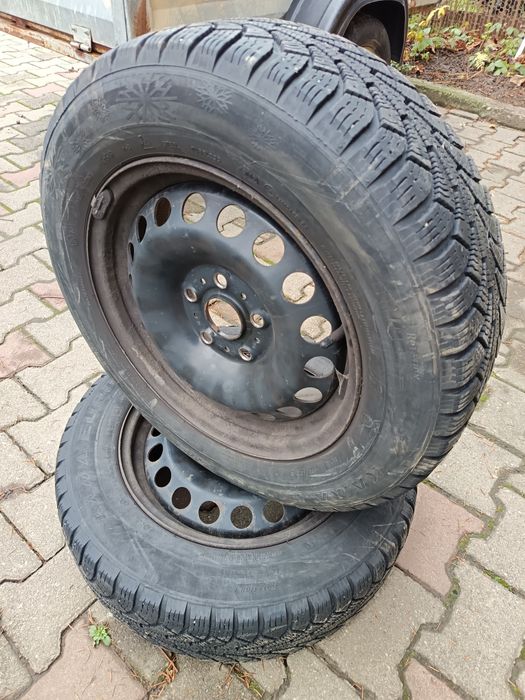 De vanzare cauciucuri R 15