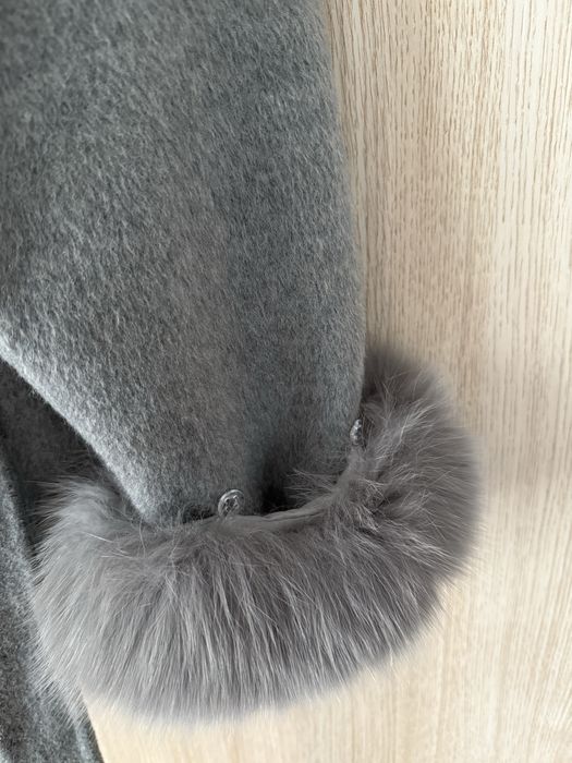 Палто от вълна и лисица