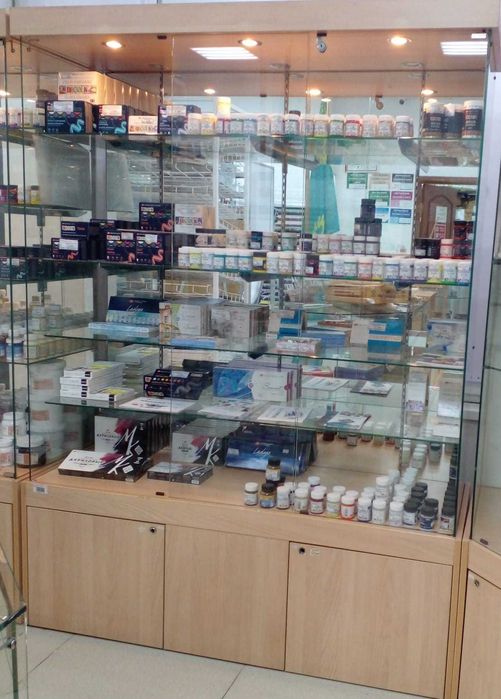 продам торговую витрину