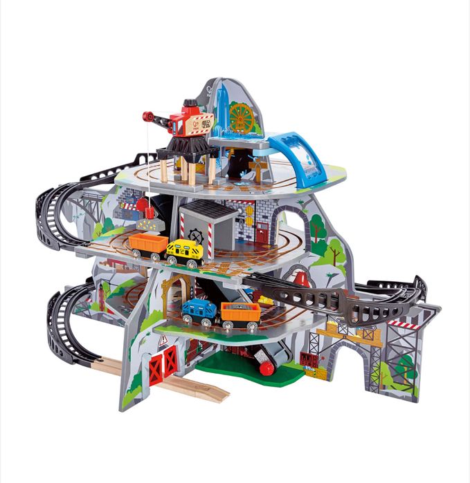 Set Trenuri Mina montană Hape 4 niveluri-Stare impecabila