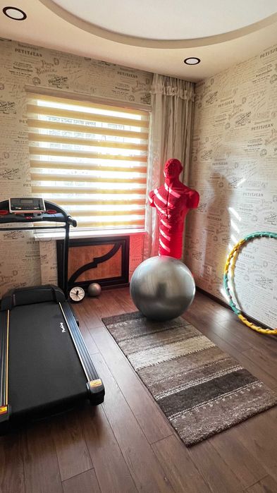 Сдаю в первый раз свою новую 4-х комнатную квартиру на 2-ом этаже