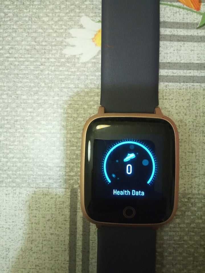 Продавам перфектен Letsfit Smart Watch ID205S