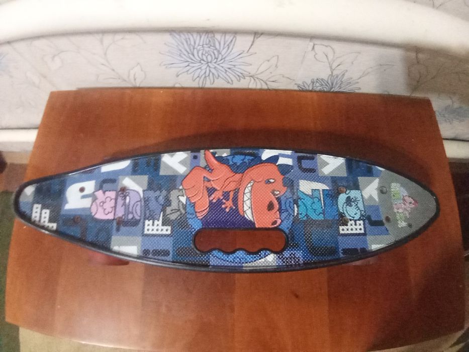 Продам скейтборд в хорошем состоянии