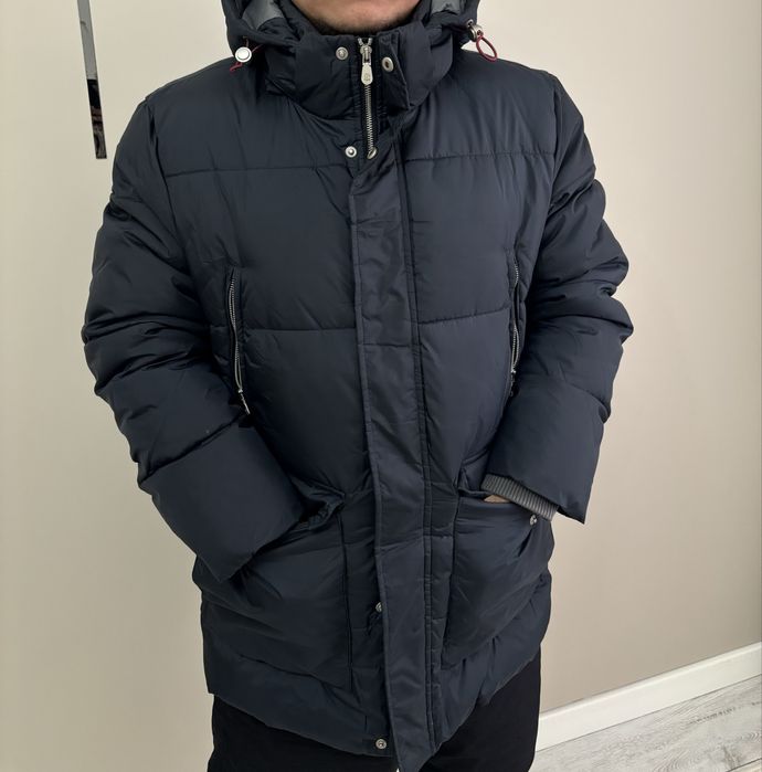 Зимняя куртка почти новый