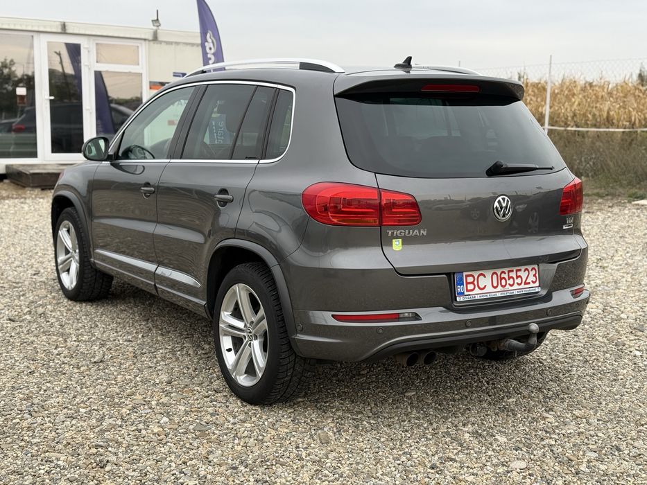 VW Tiguan R line