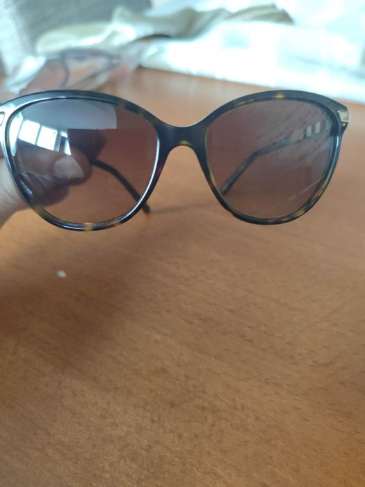 Продавам Оригинални очила Burberry