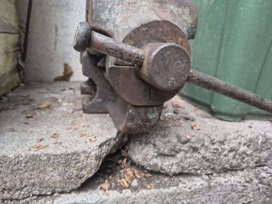 Menghină de 150 mm
