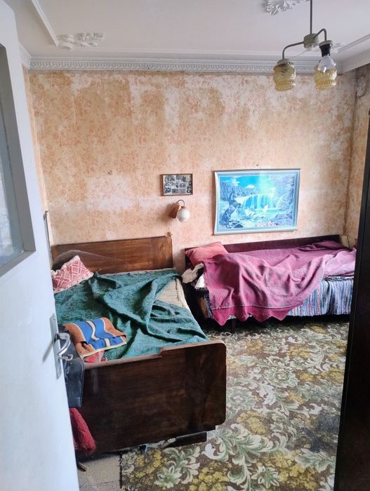 Подарявам стари мебели