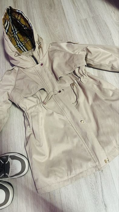 Куртка (тренч) для девочек