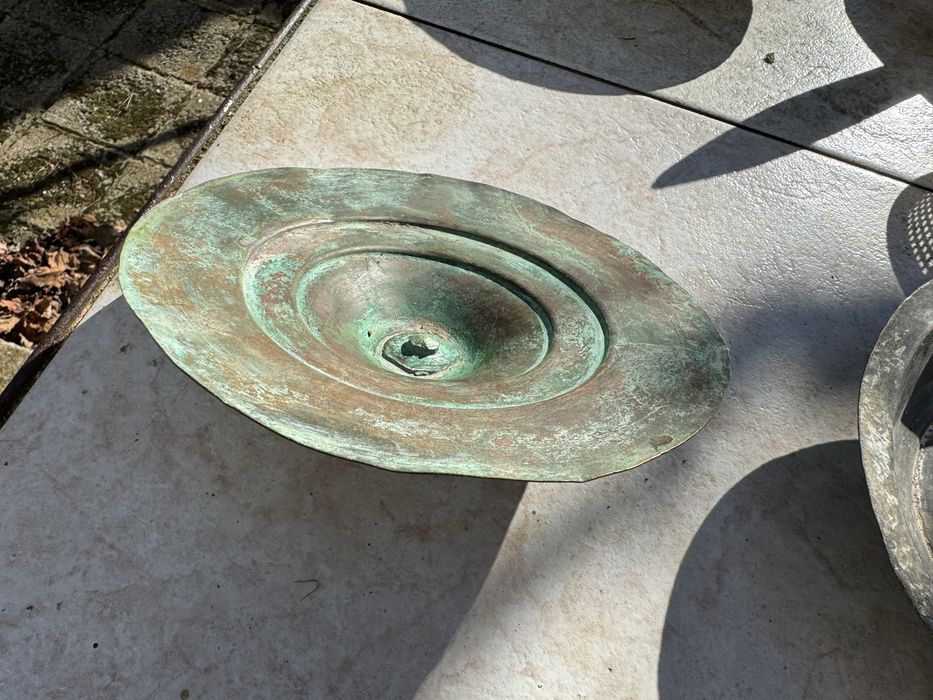 Стари медни военни паници за храна и медна табла