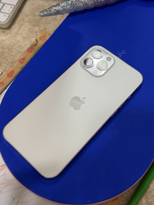 Продам iphone 12 pro max