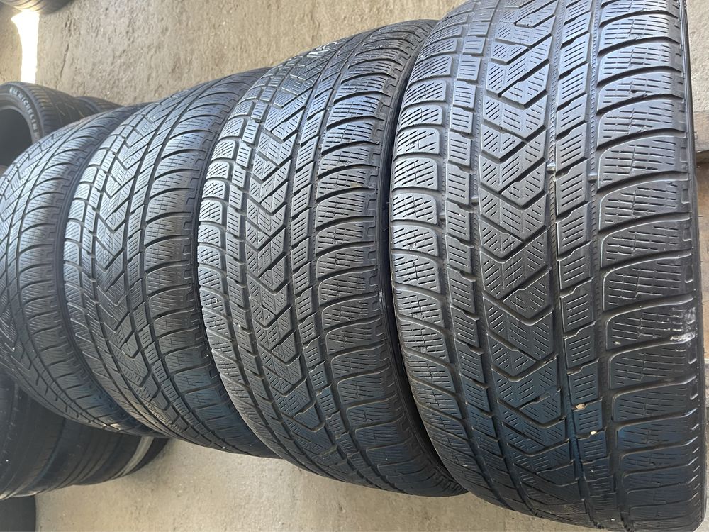 305/35R21 - 275/40R21 Pirelli Scorpion Winter