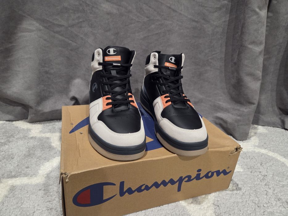 Продам кеды осень-зима