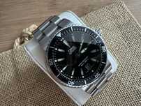 Ceas Oris Aquis Date automatic conditie excelenta