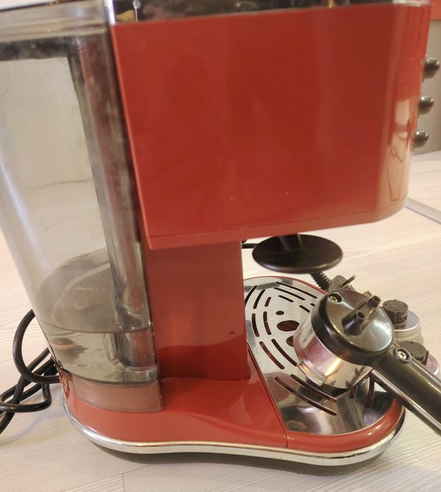 Кафемашина DELONGHI
