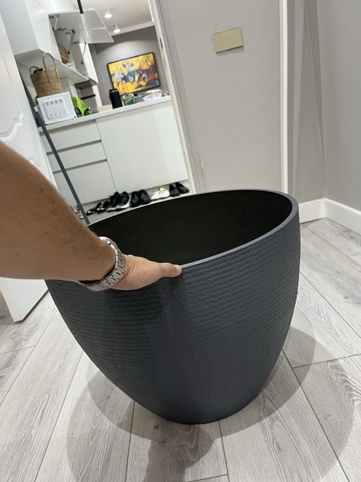 Горшок большой под цветы 50 см диаметр/смола